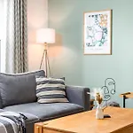 Appartement Large 5bed Town House-sleeps 9-by Fabaccommodation Bristol