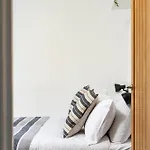 Large 5bed Town House-sleeps 9-by Fabaccommodation Appartement Bristol